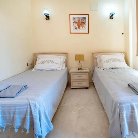 Hotel Oeluedenizde Bir Fethiye