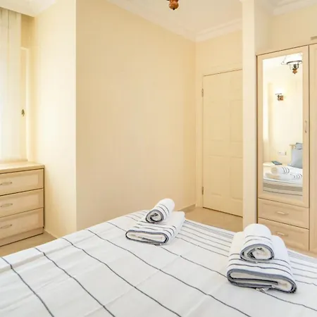 Hotel Oeluedenizde Bir Fethiye