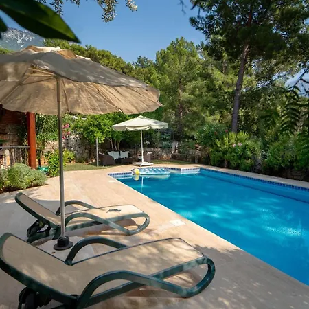 Oeluedenizde Bir Hotel